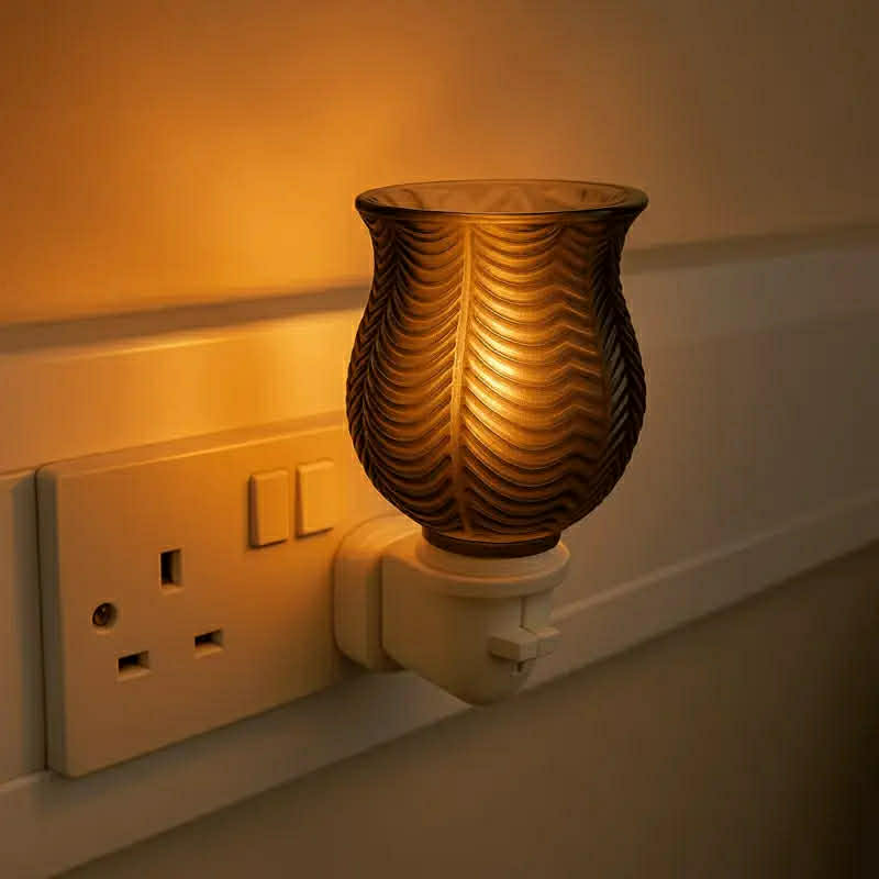 Ribbed Glass Plug In Wax Warmer - Black